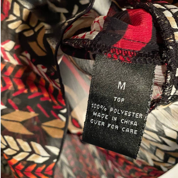 BCX Sheer Low V-Neck Top Size M - Picture 3 of 5